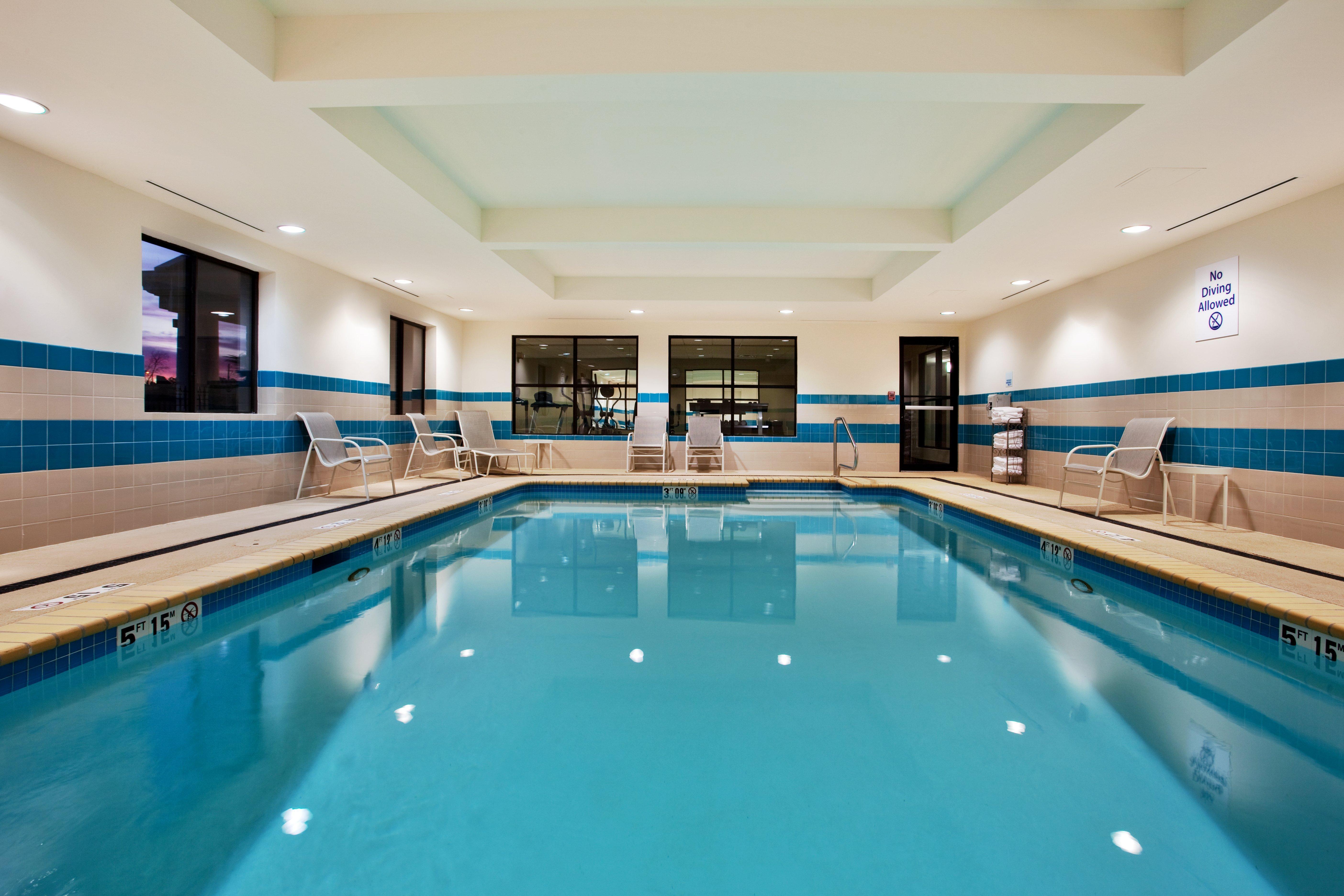 Holiday Inn Express Hotel & Suites Picayune By Ihg Exterior foto